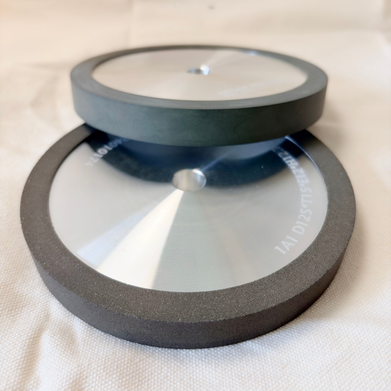 DIAMOND WHEEL FOR TWICE AS SHARP