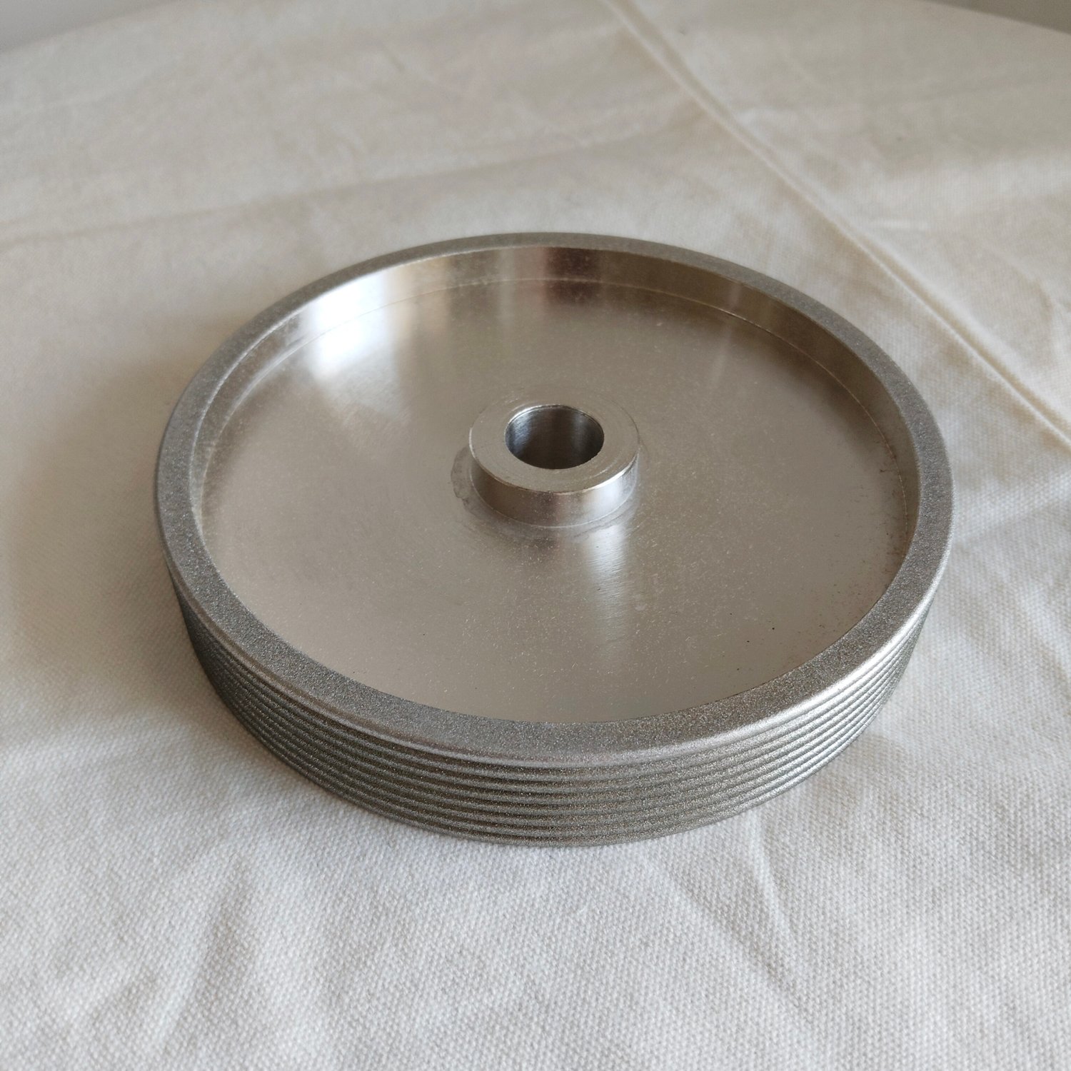 RADIUSED SERRATION WHEEL FOR KNIFE - Image 4